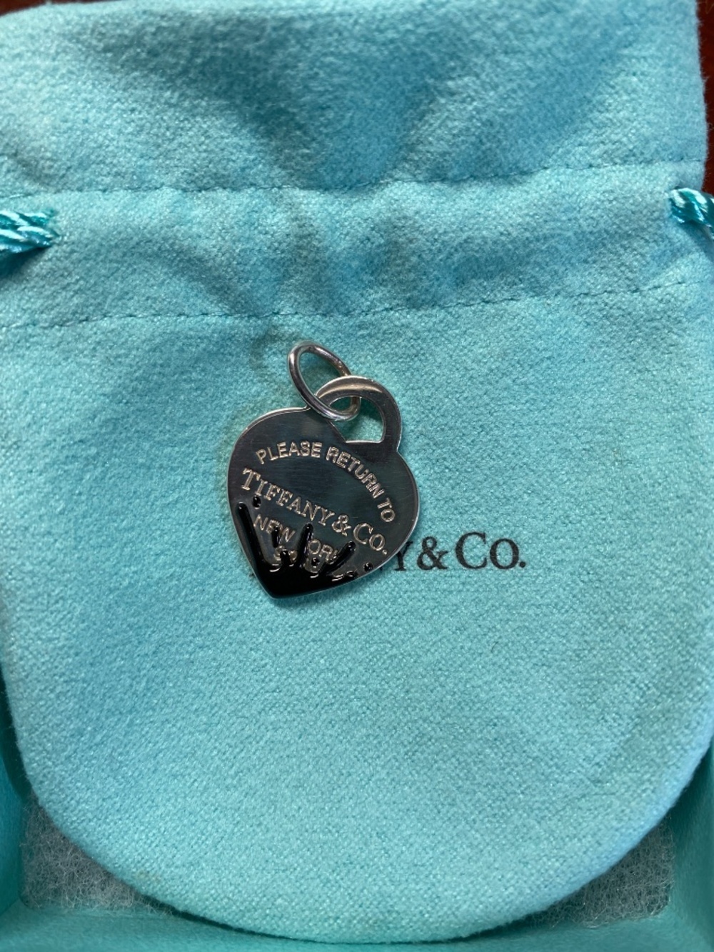 Tiffany & Co Splash Return to Tiffany Black Enamel Heart Tag Charm sterling 925 - Picture 6 of 6